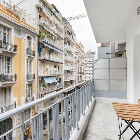 Nat'S Place An Exquisite Home Next To Metro Thessaloníki Luaran gambar