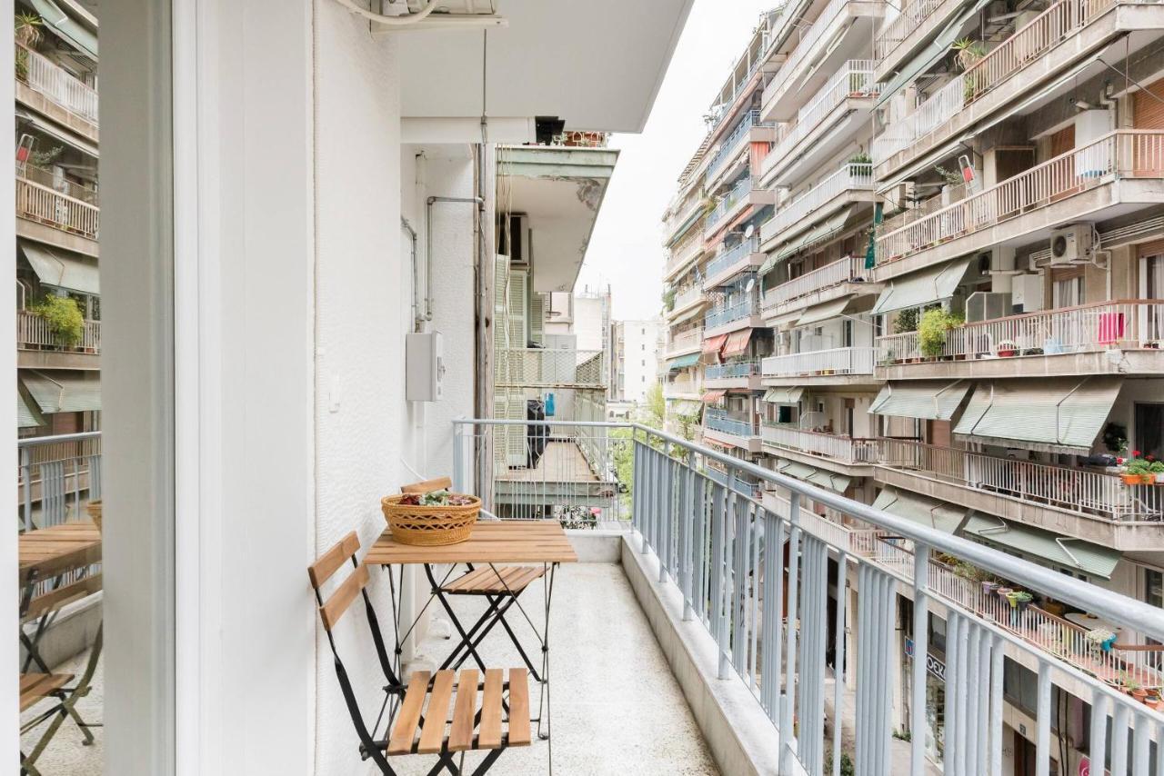 Nat'S Place An Exquisite Home Next To Metro Thessaloníki Luaran gambar